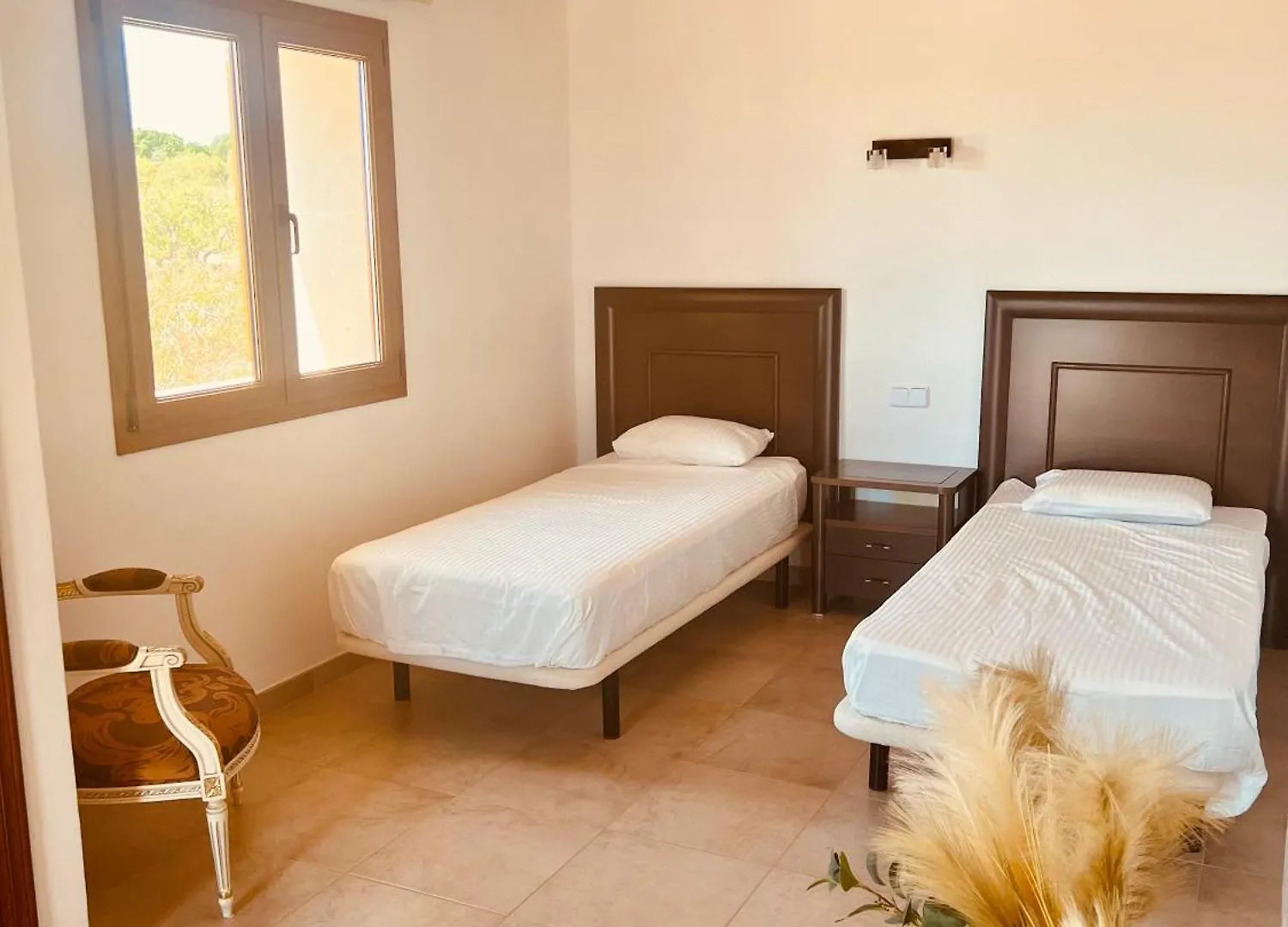 Villa With 50M2 Pool Close To Golf Vall Dor And Portocolom S'Horta